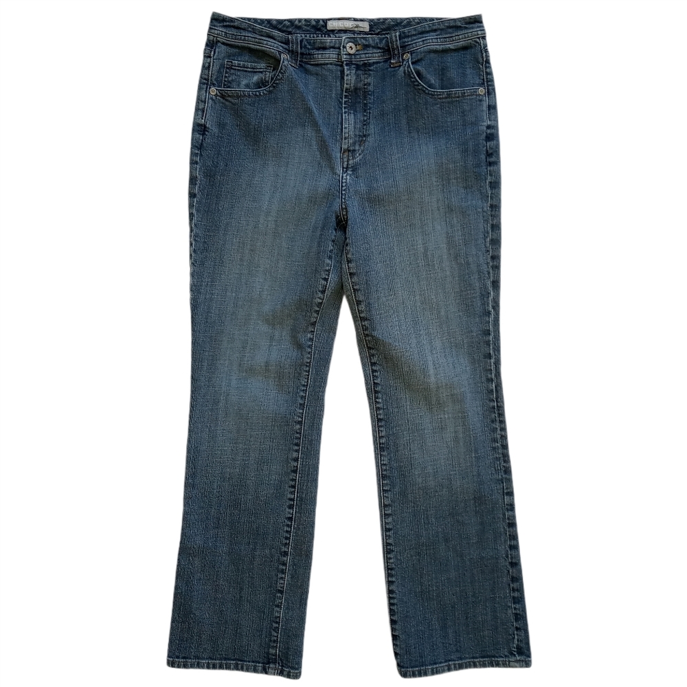 Chico's Platinum Light Wash Denim mid rise